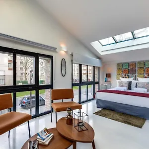 Sweett - Pavillon Lumiere Parigi