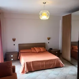 Casa D'amico Alloggio in famiglia Calatabiano