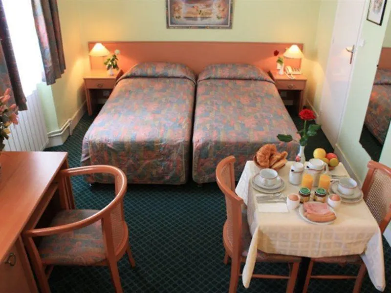 ***  Belta Hotel 巴黎 法国