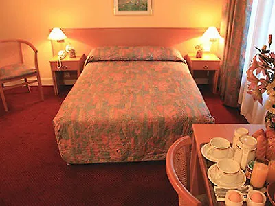 ***  Belta Hotel 巴黎 法国